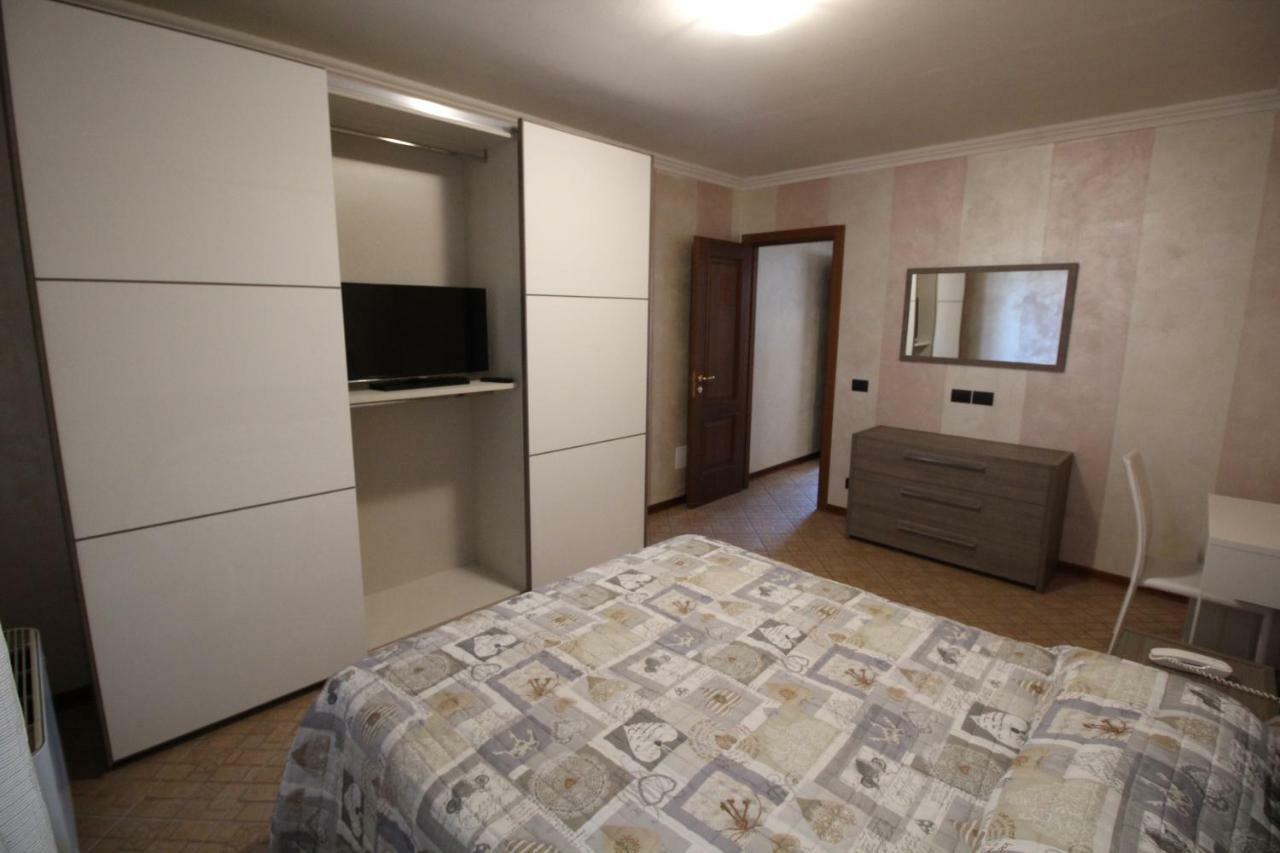 Del Prado Aparthotel Riva Ligure Ngoại thất bức ảnh