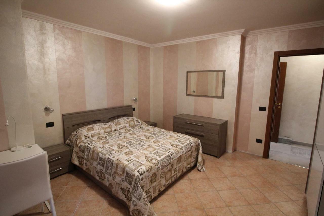 Del Prado Aparthotel Riva Ligure Ngoại thất bức ảnh