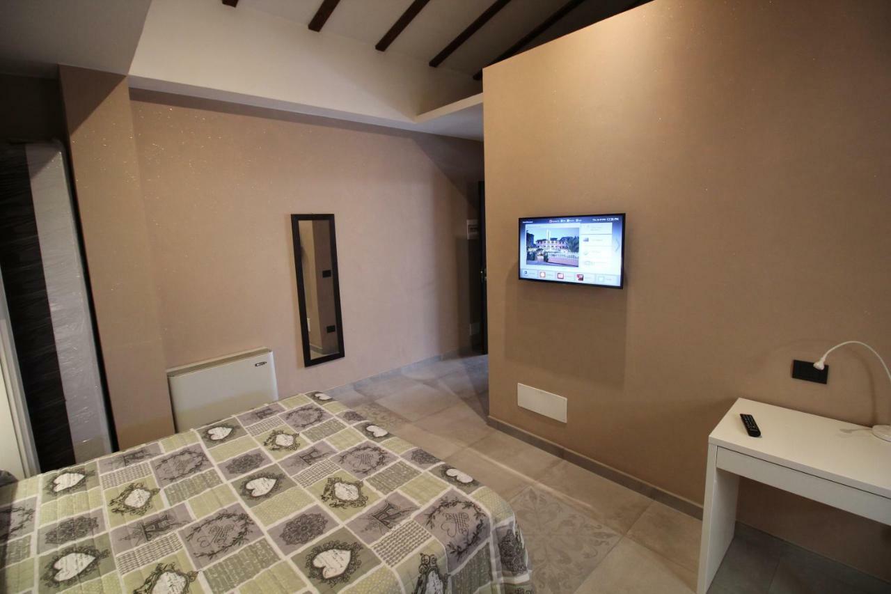 Del Prado Aparthotel Riva Ligure Ngoại thất bức ảnh