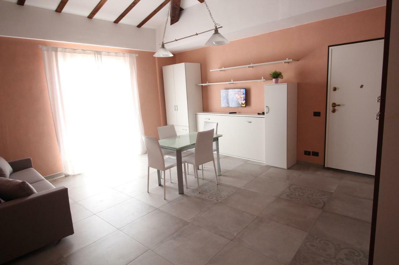 Del Prado Aparthotel Riva Ligure Ngoại thất bức ảnh